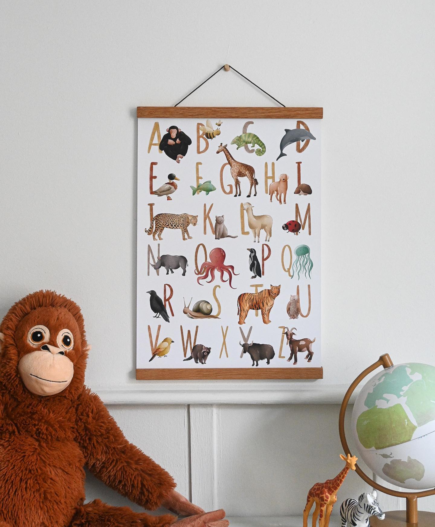 Alphabet Poster mit illustrierten Tiermotiven für das Kinderzimmer A3